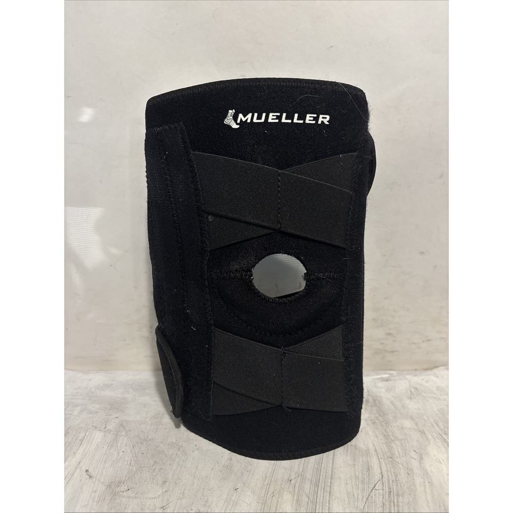Mueller Adjustable Knee Open Support Black One Size Joint Brace